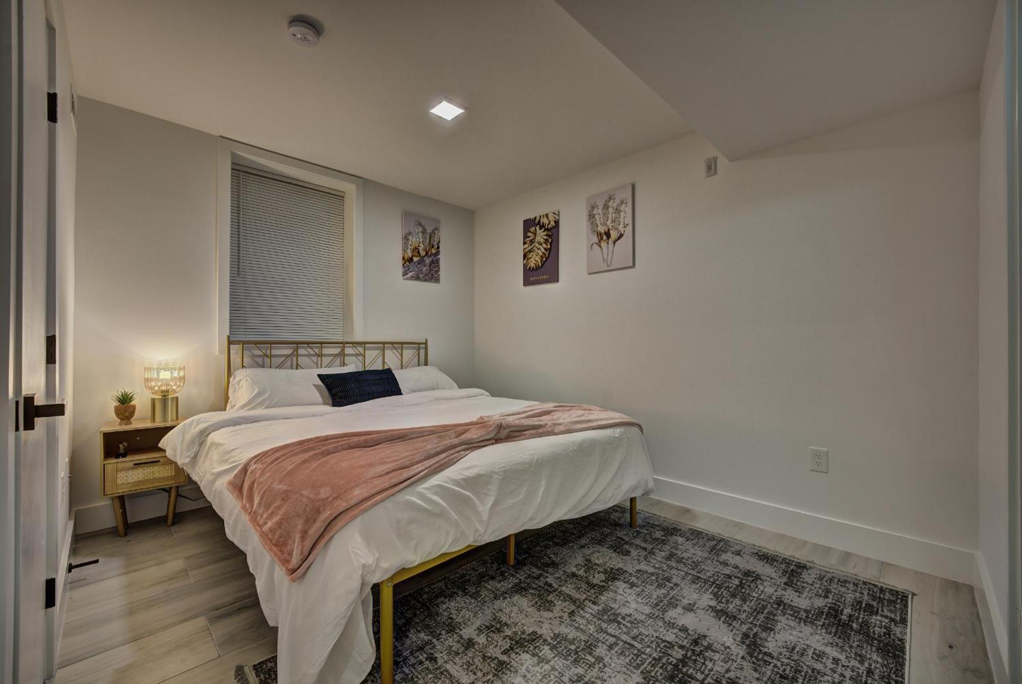 Modern, Gorgeous & Luxury Gem Washington