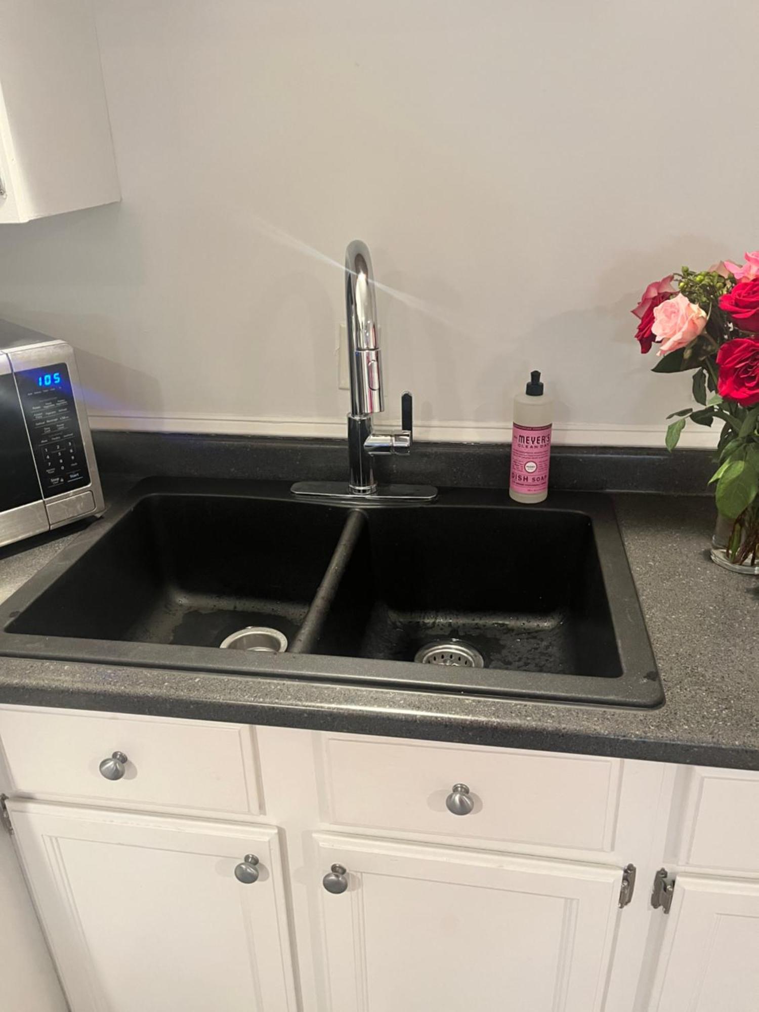 Guest house Logan Circle Living