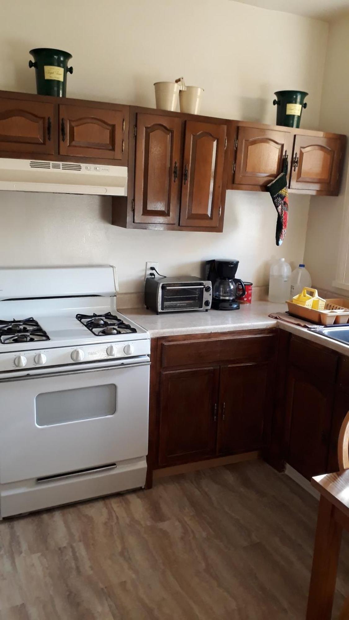 Pleasant Rooming House Homestay