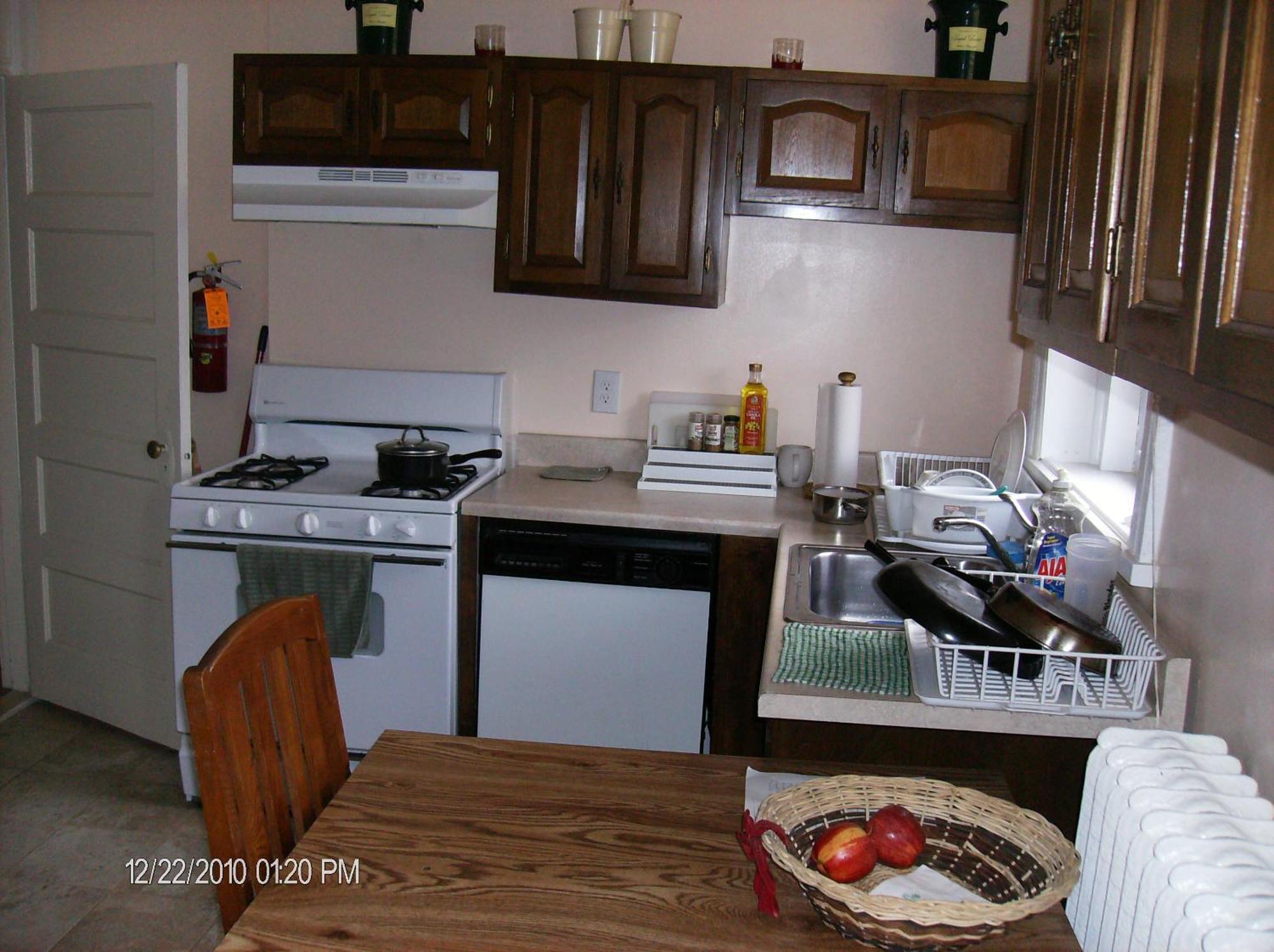 Pleasant Rooming House * Washington