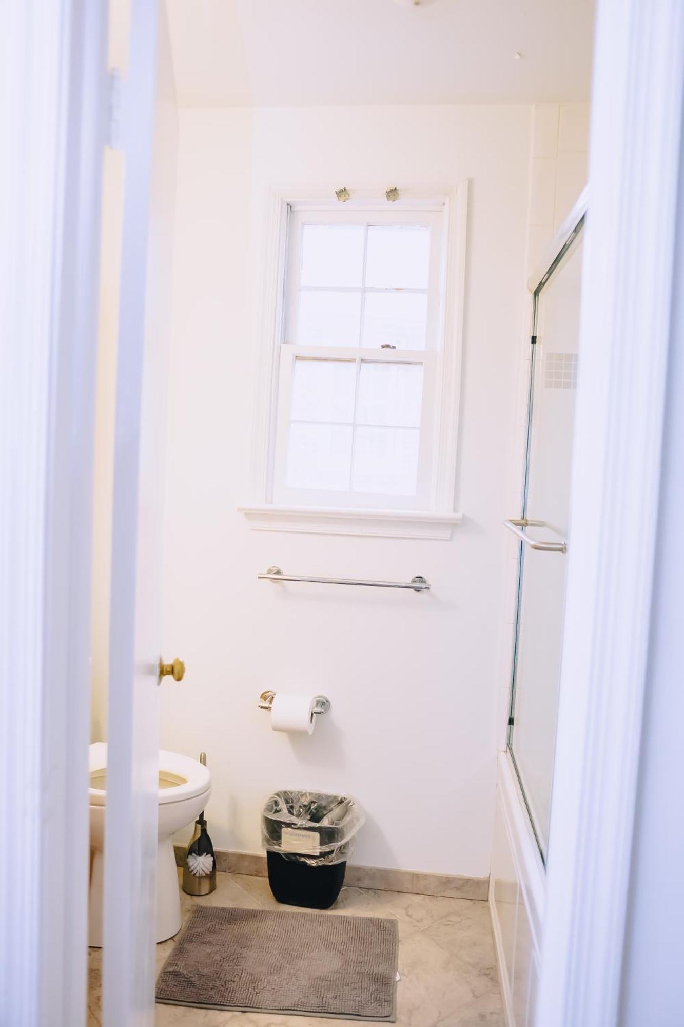 Sheppard Guest house Washington