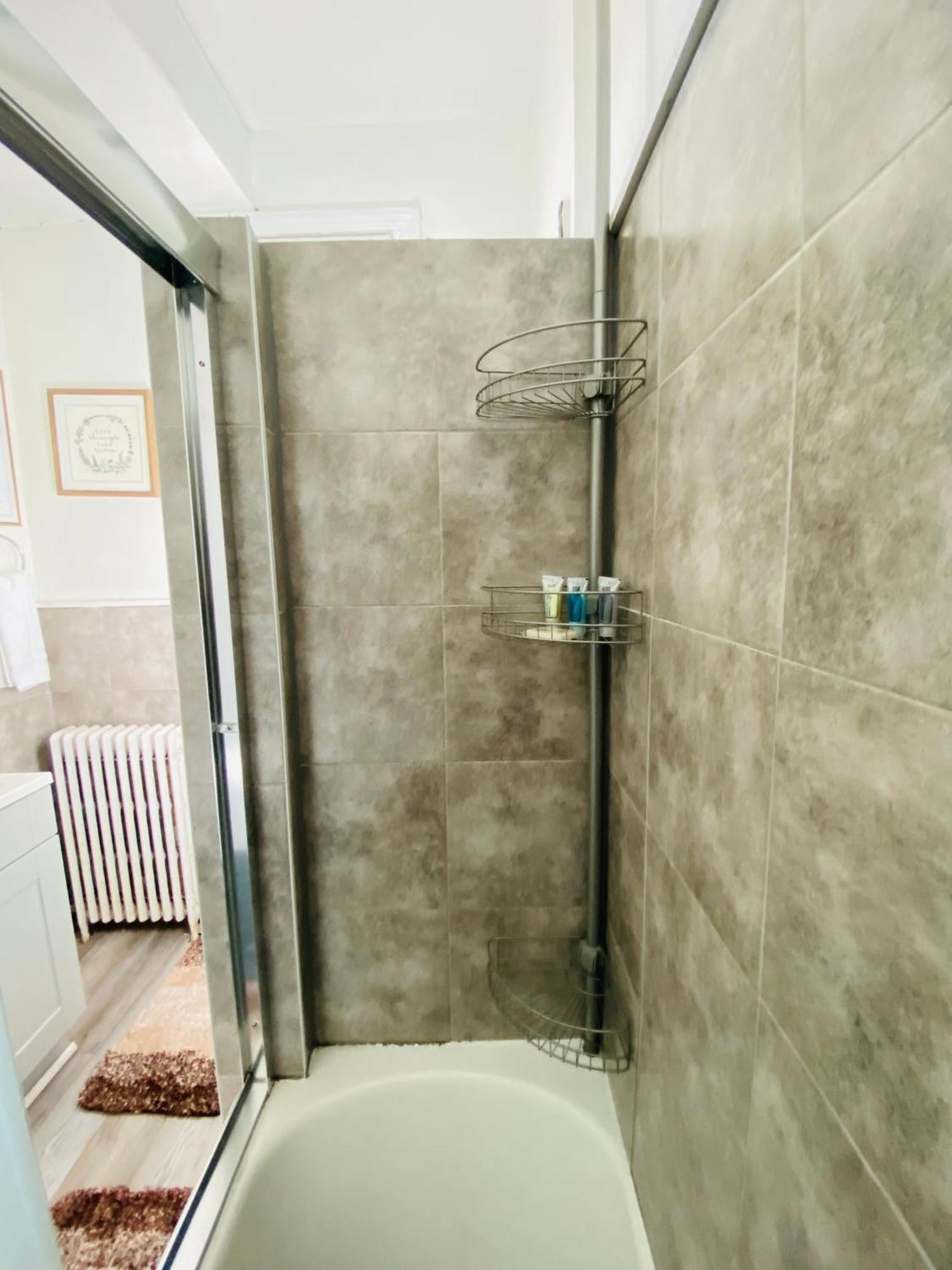 Apartment 2 Bedrooms At The Heart Of The City! Full Comfort! *