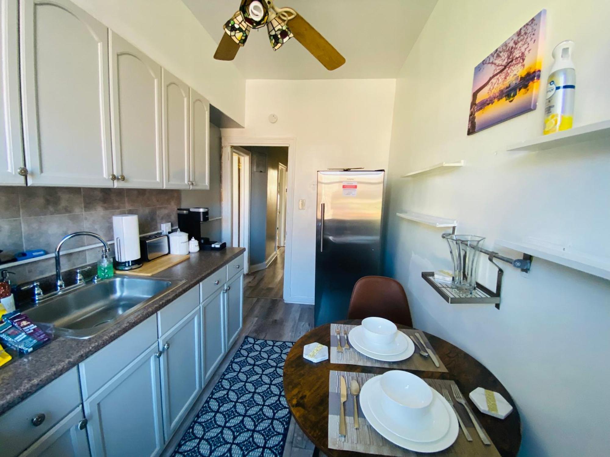 2 Bedrooms At The Heart Of The City! Full Comfort! * Washington