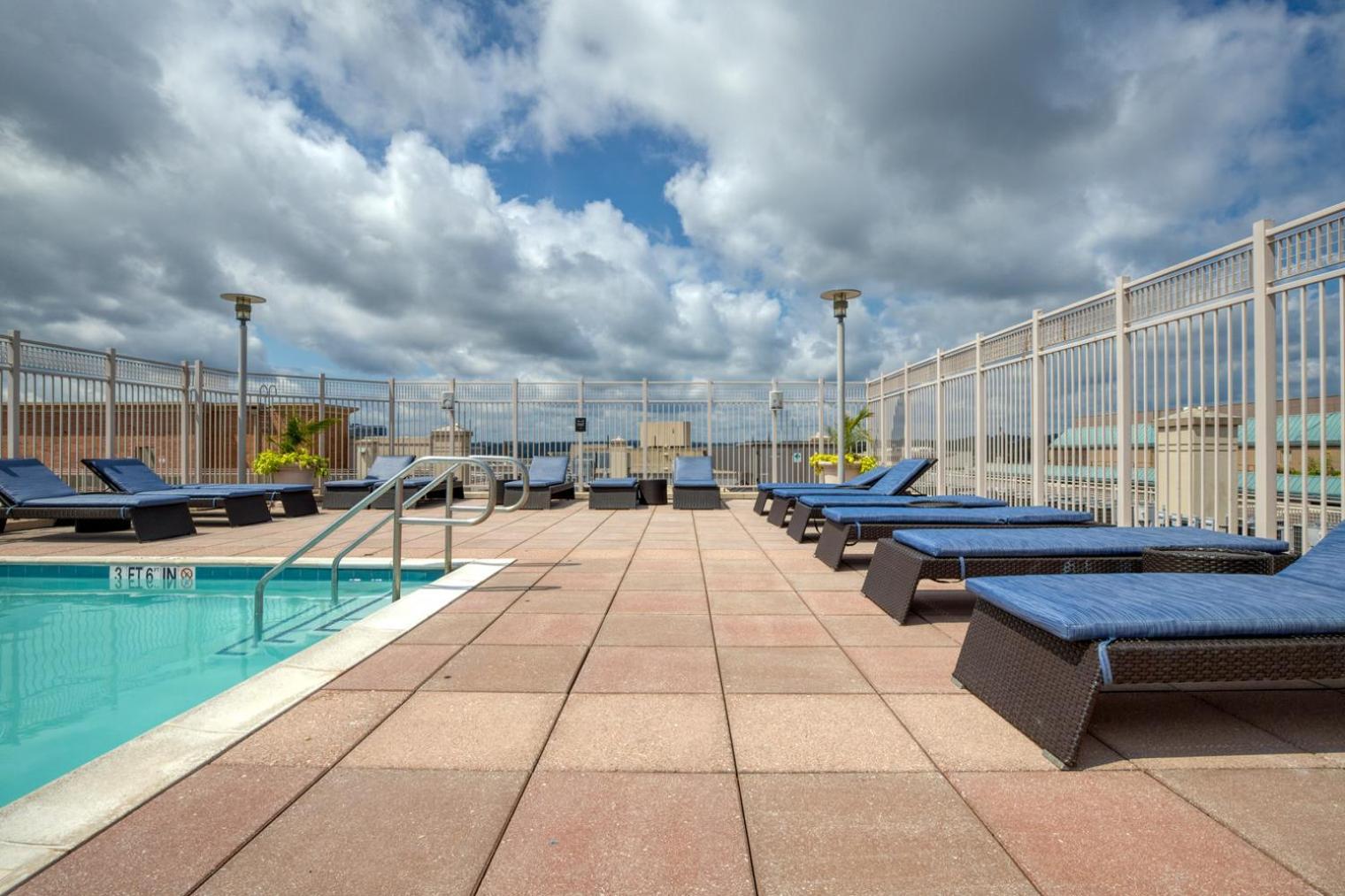 Foggy Bottom 1br W Gym Dm Roof Nr Georgetown Wdc-174 Washington