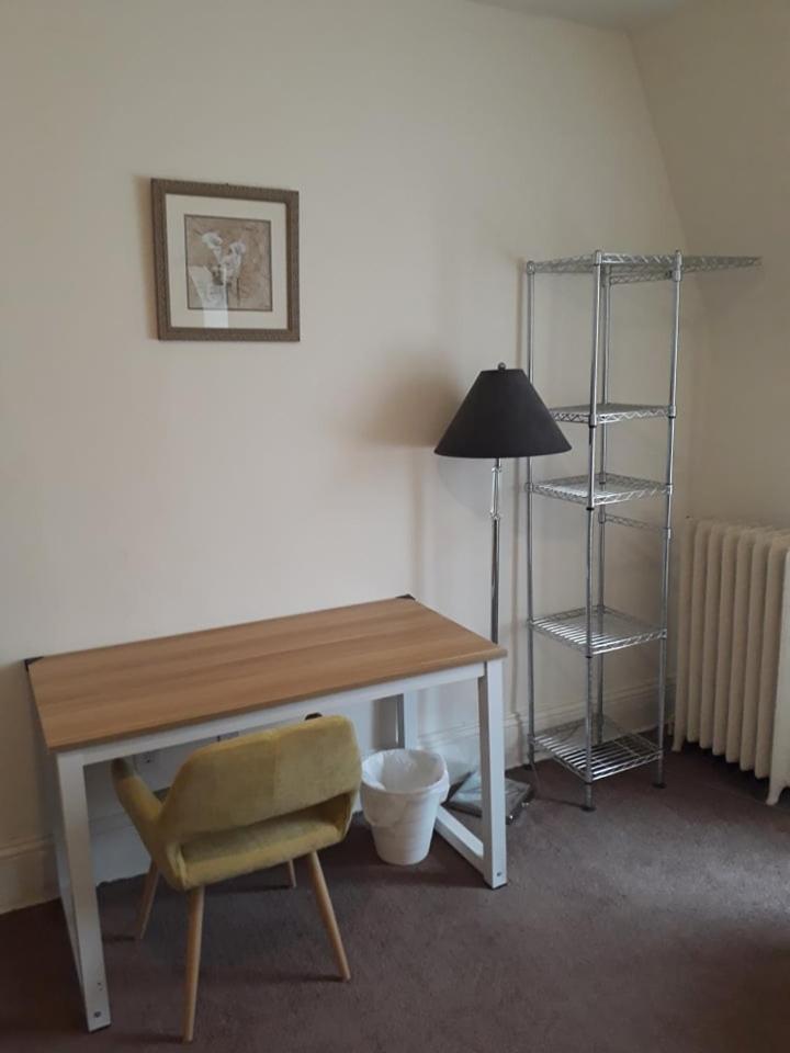 Pleasant Rooming House *