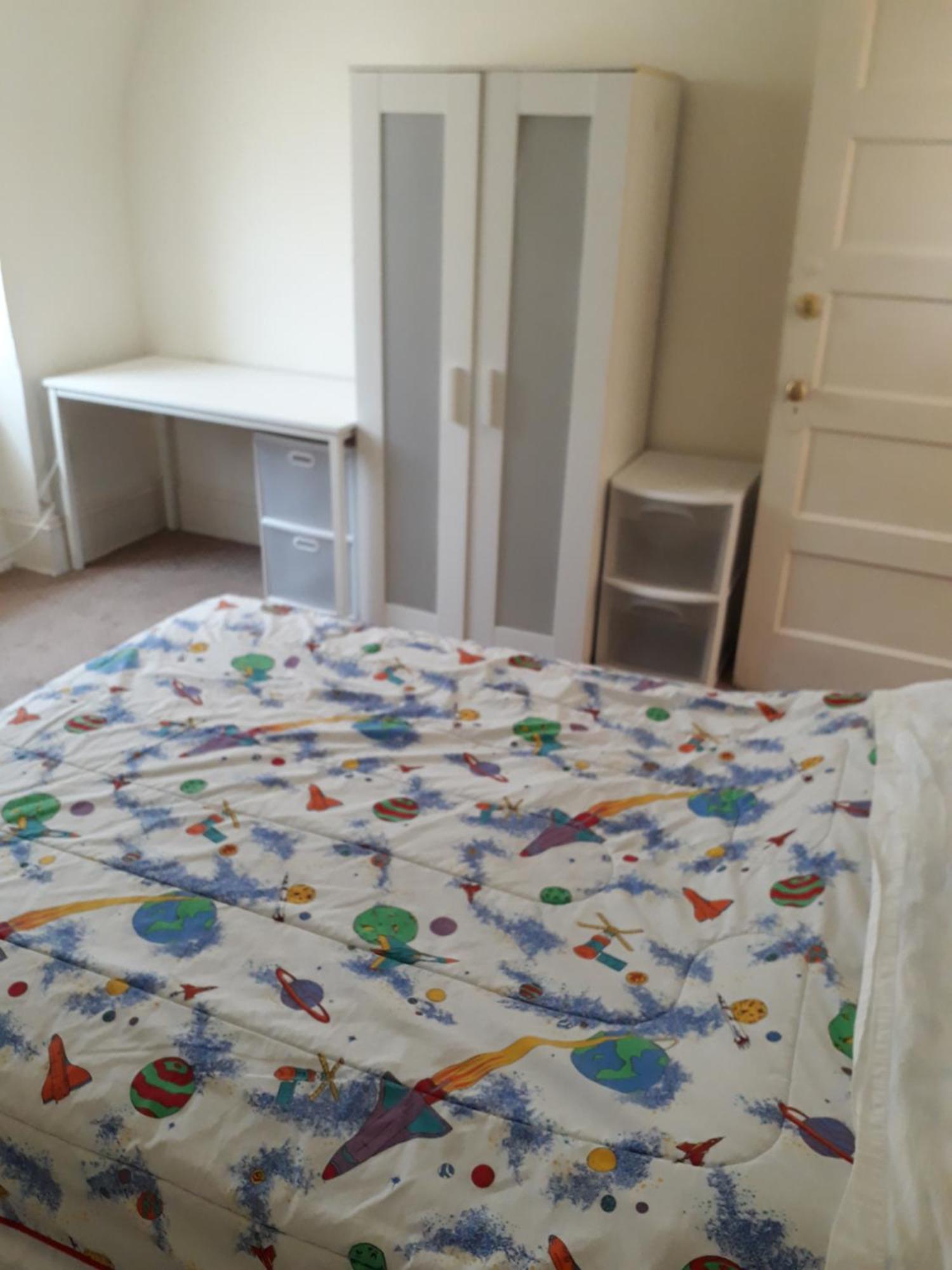 Pleasant Rooming House Homestay Washington