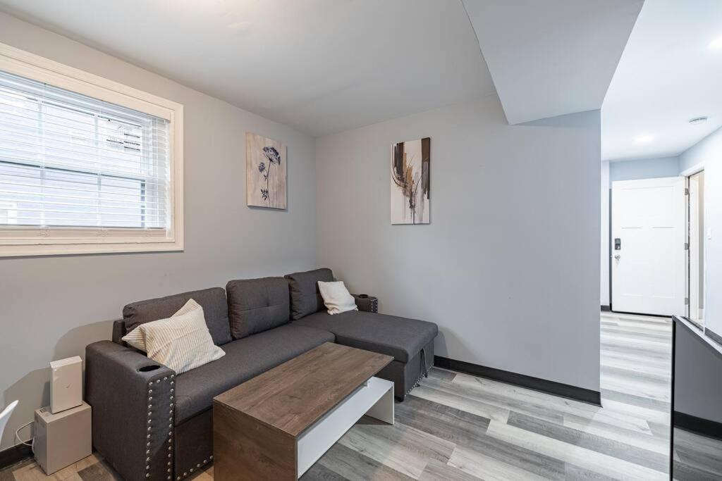 Modern Updated Rare 2br *