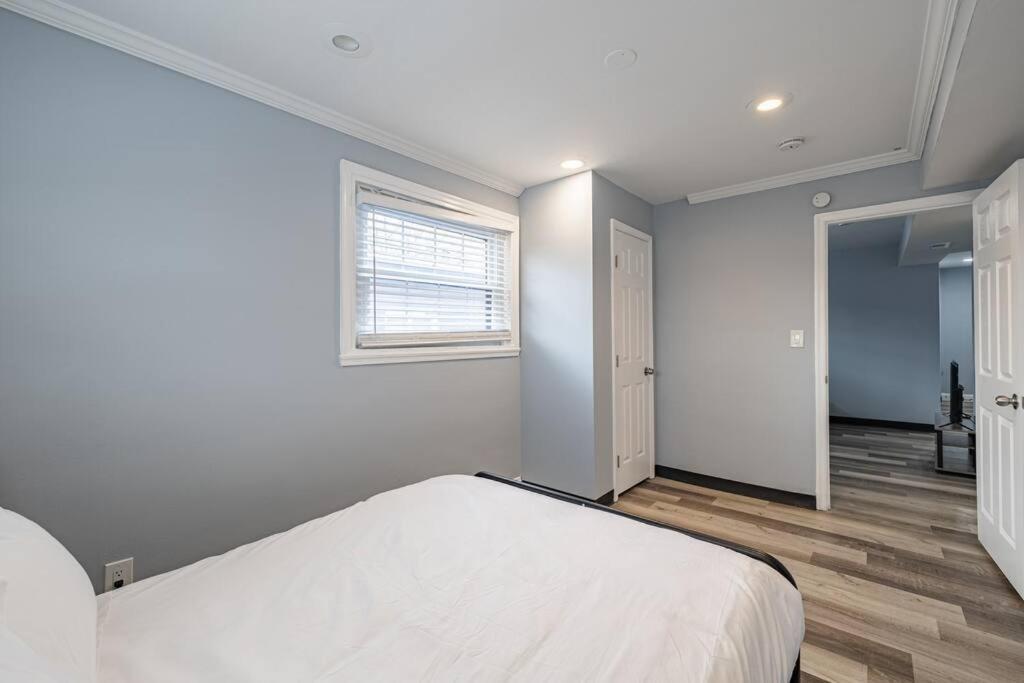 Apartment Cozy Updated 2br In Dc *