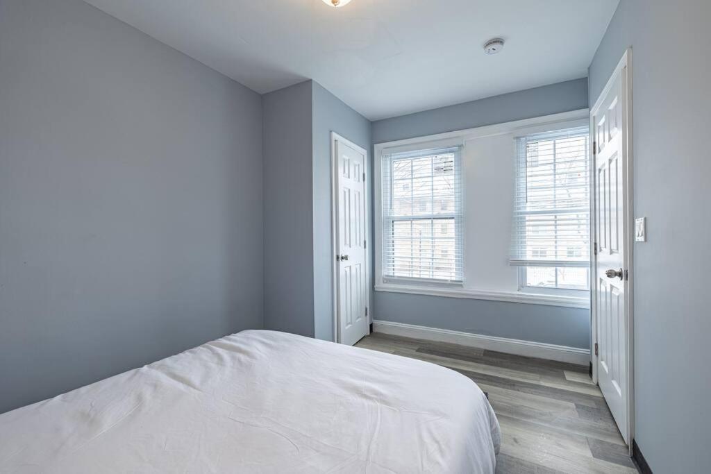 Cozy Updated 2br In Dc *