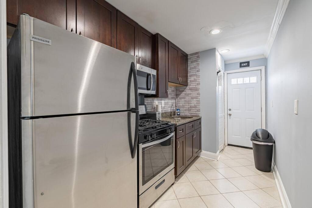 Apartment Cozy Updated 2br In Dc Washington