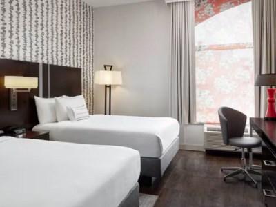 Fairfield & By Marriott Downtown 3*