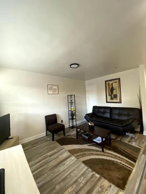 Lovely One Bedroom Washington