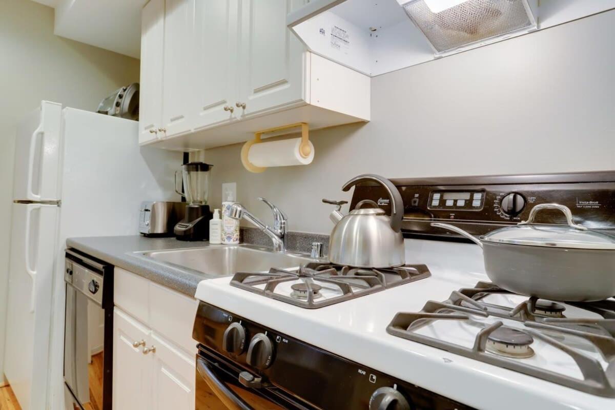 Apartment Sojourn 1 Bedroom With Private Patio