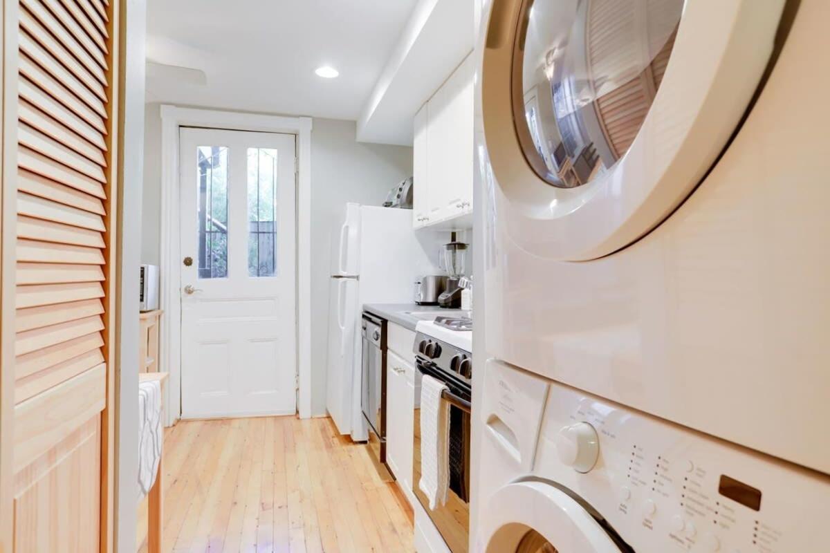 Sojourn 1 Bedroom With Private Patio Apartment Washington