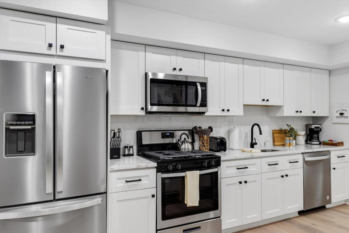 Apartment Excellent 2-br In Hip Area Of Dc
