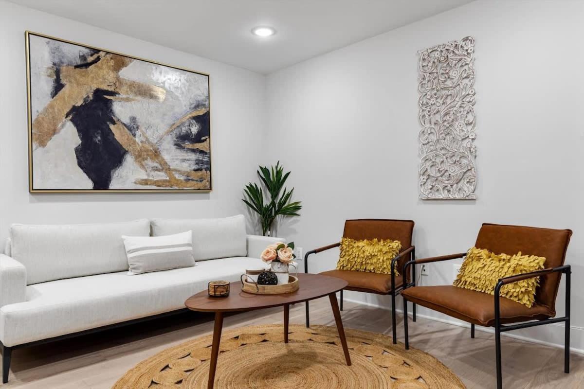 Excellent 2-br In Hip Area Of Dc Apartment Washington