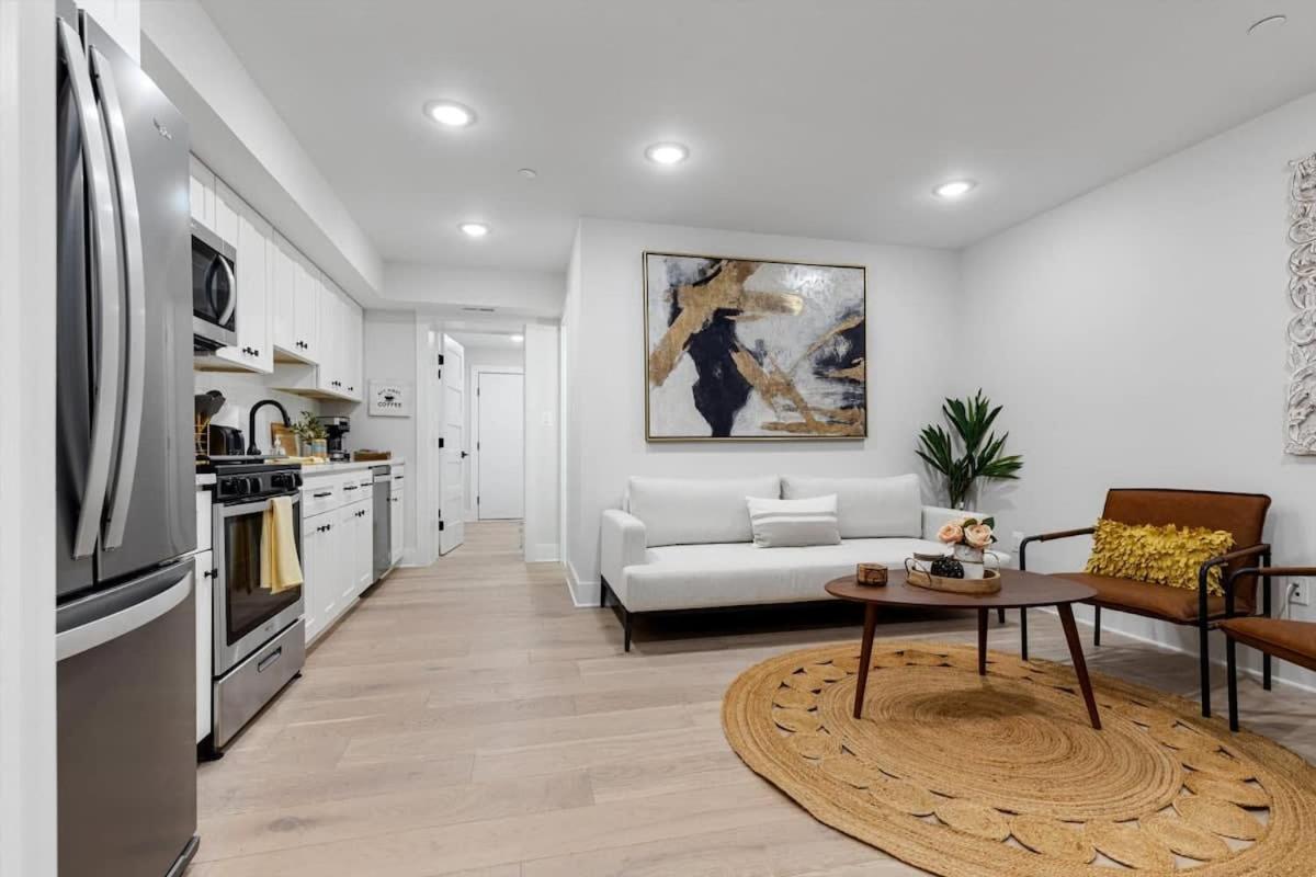 Excellent 2-br In Hip Area Of Dc Washington