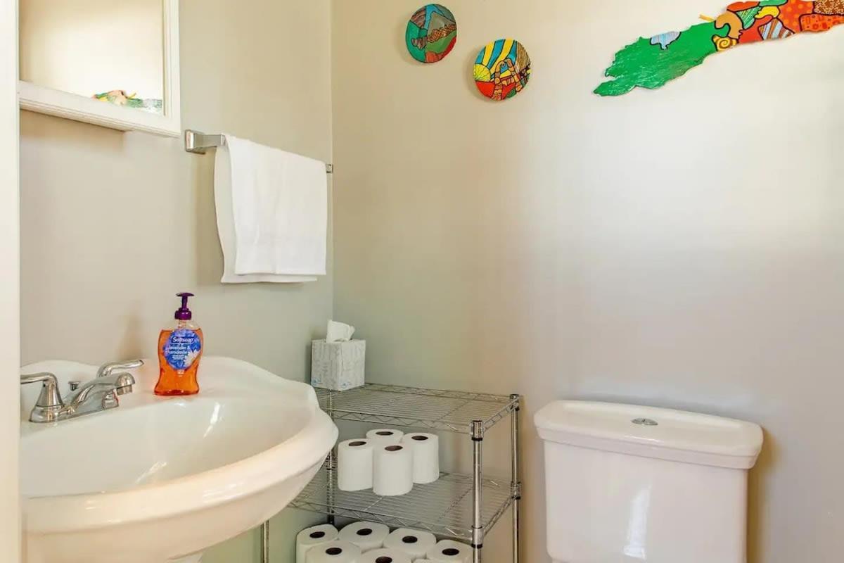 Family-friendly For Travelers Near Subway Washington