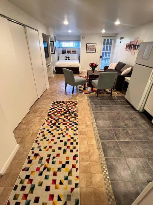 Apartment In The Heart Of Logan Circle: Fully Walkable *