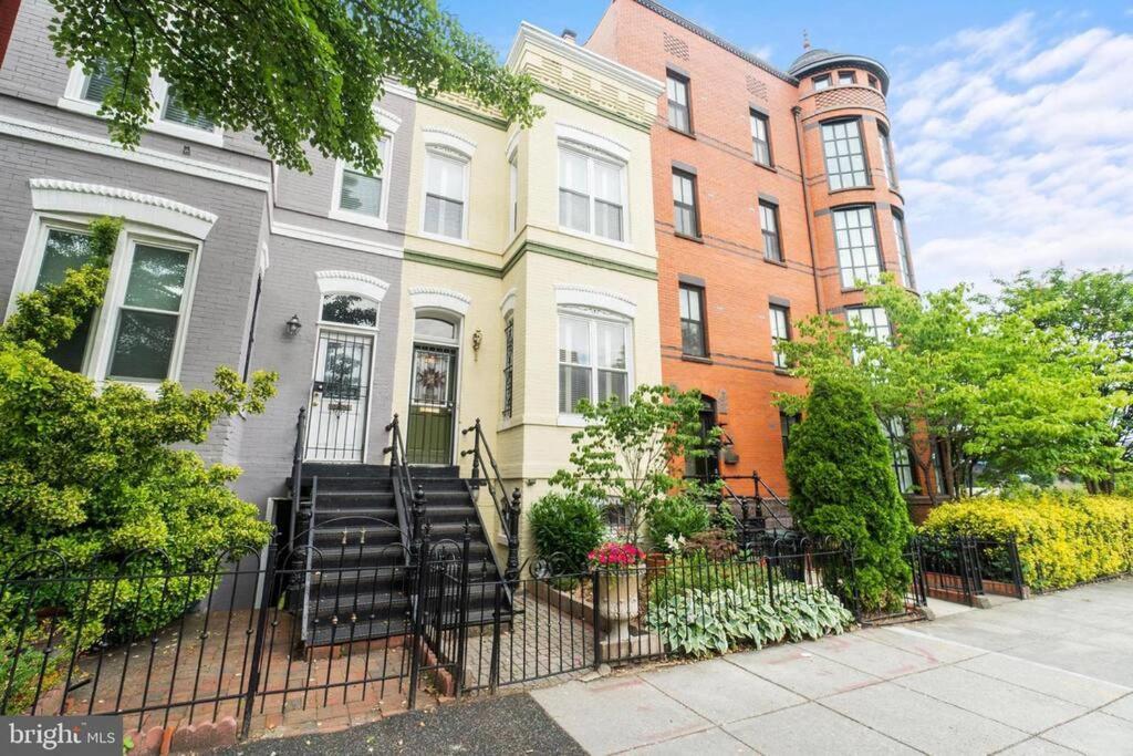 In The Heart Of Logan Circle: Fully Walkable Apartment *
