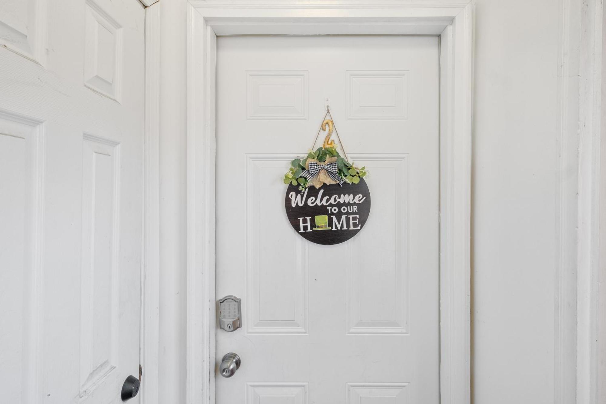 Apartment Luxury 2bd Haven In Dc's Heart!