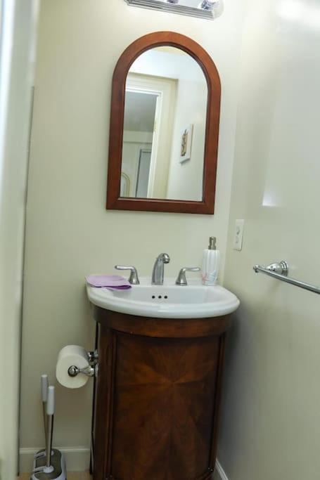 Super Nice, Quite And Centrally Located For Dmv Washington