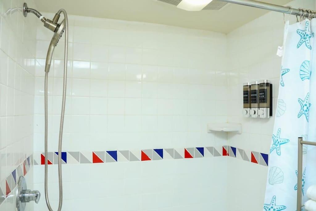 Holiday home Super Nice, Quite And Centrally Located For Dmv