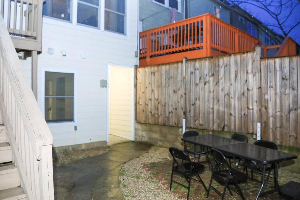 Holiday home Private With Ensuite Bathroom Centrally Located *