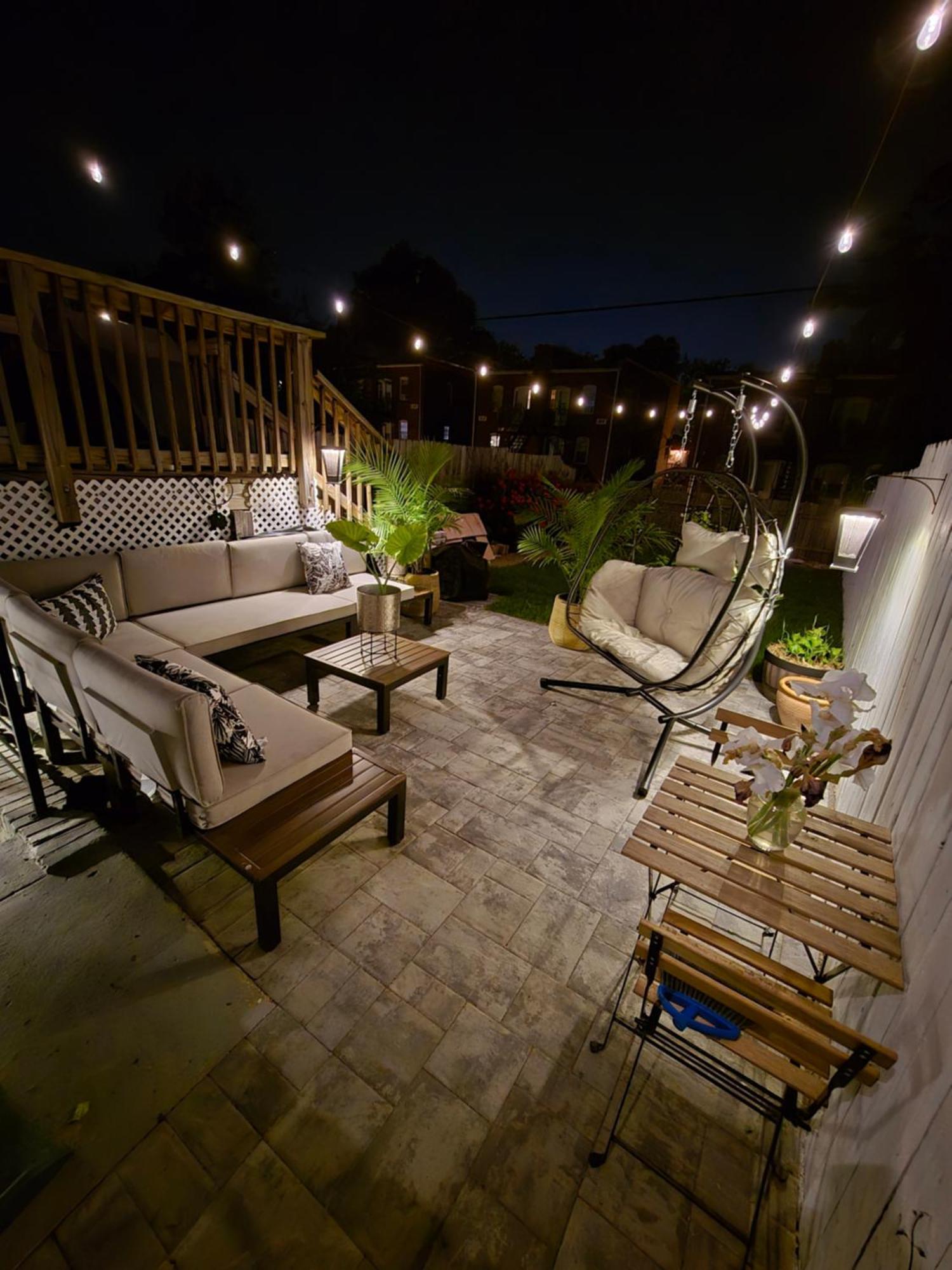 Apartment Beautiful Basement & Outdoor Oasis