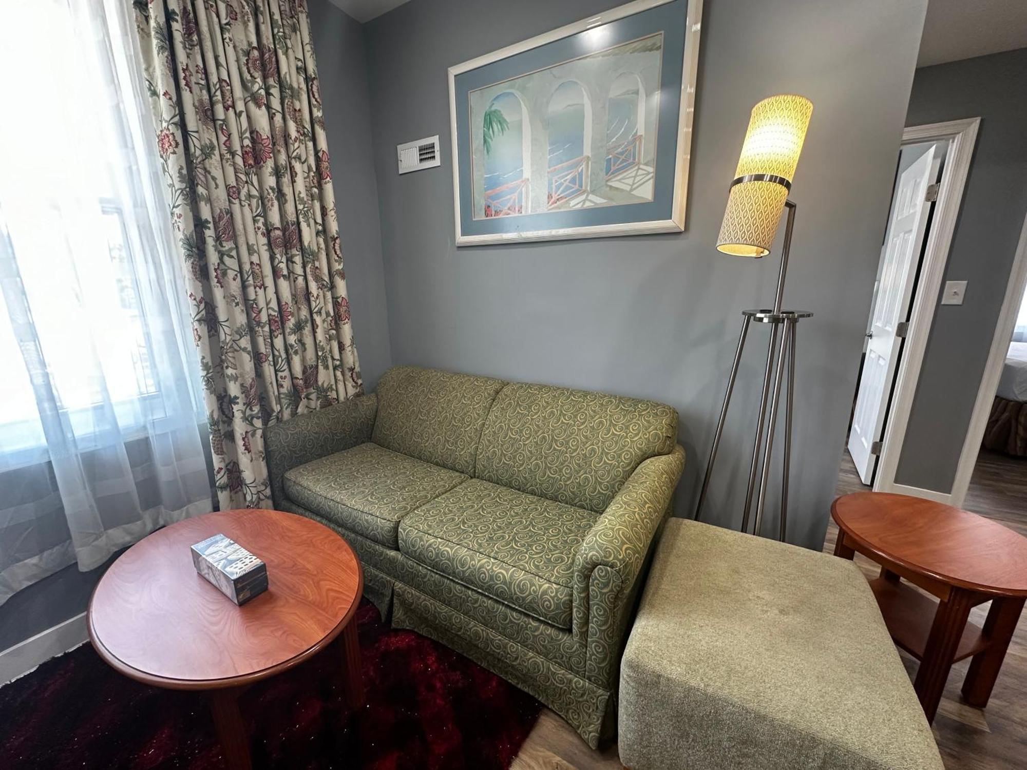 Almi Apartment *
