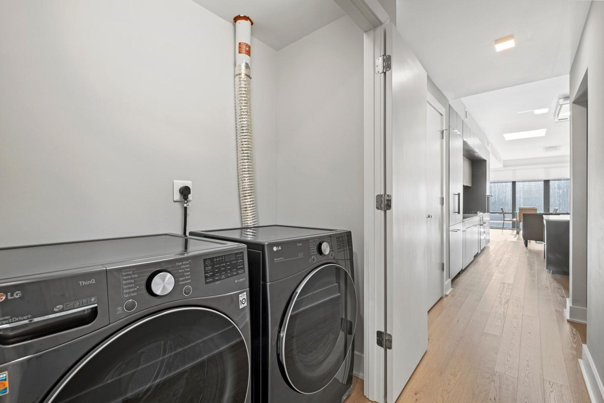 Global Luxury At Tribeca * Washington