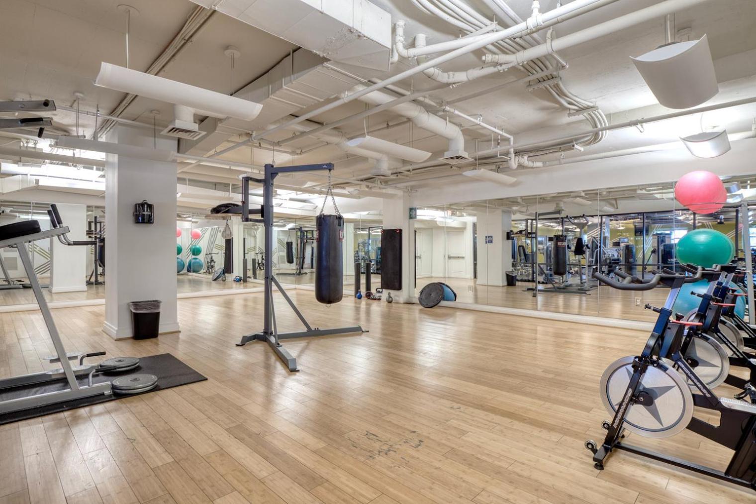 U Street 1br W Gym Wd Nr Metro Dining Wdc-676