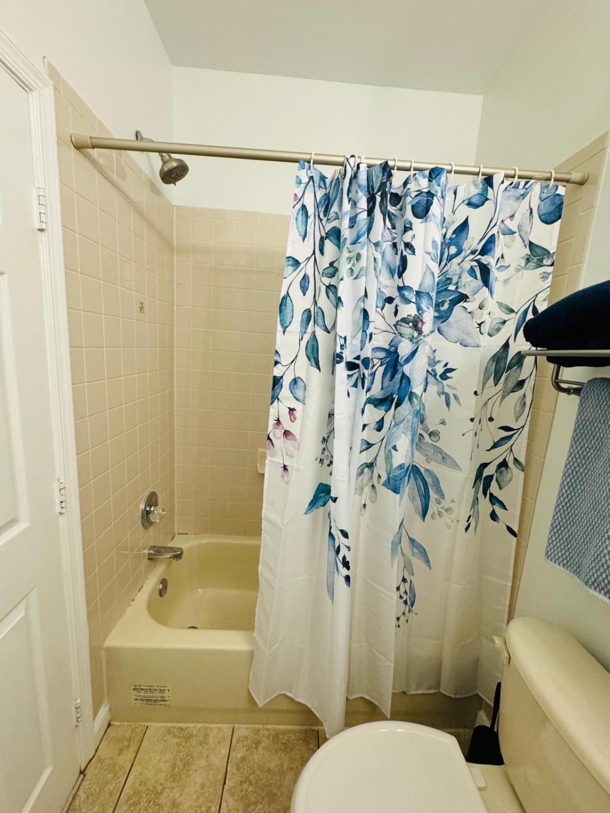 Spacious, Relaxing And Gorgeous 5bd 5ba House In Dc *