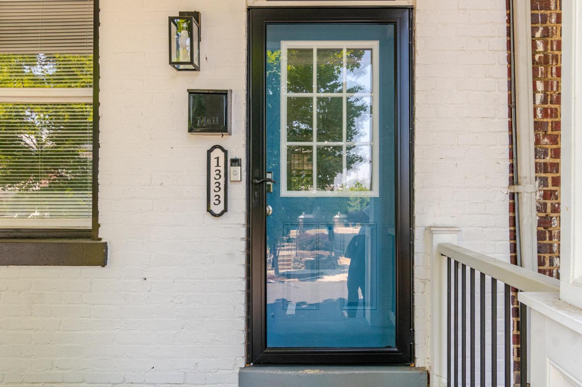 Luxurious 5 Bedroom House!1 Mile From Capitol Hill! Washington