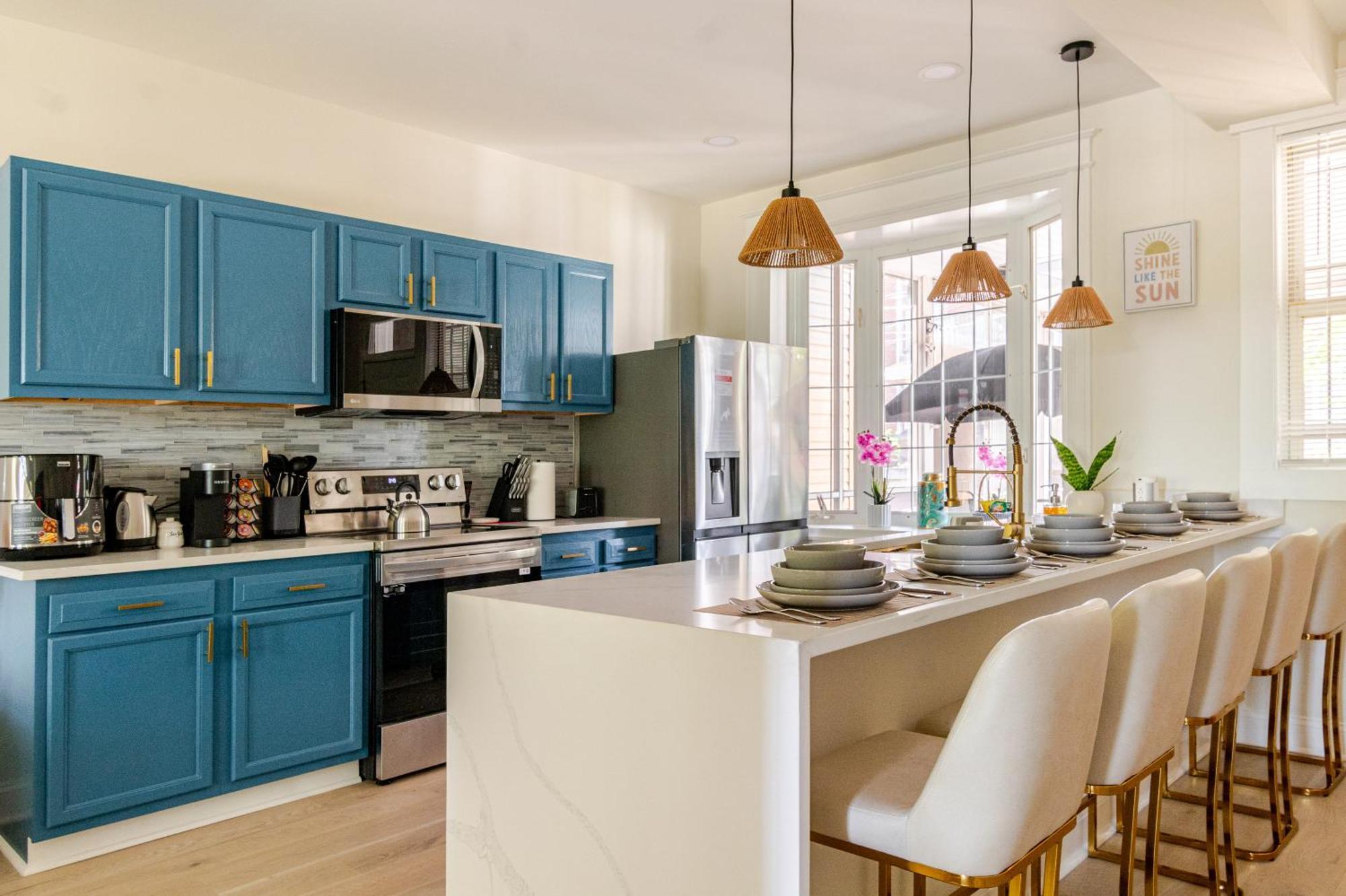 Luxurious 5 Bedroom House!1 Mile From Capitol Hill! * Washington