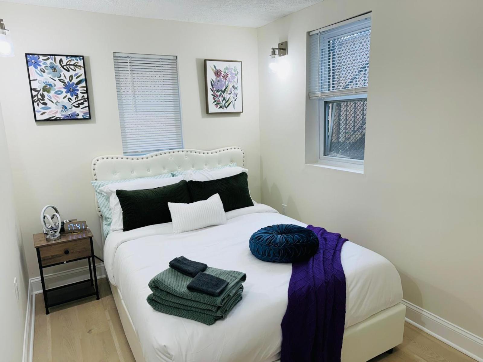 Luxurious 5 Bedroom House!1 Mile From Capitol Hill! Holiday home *