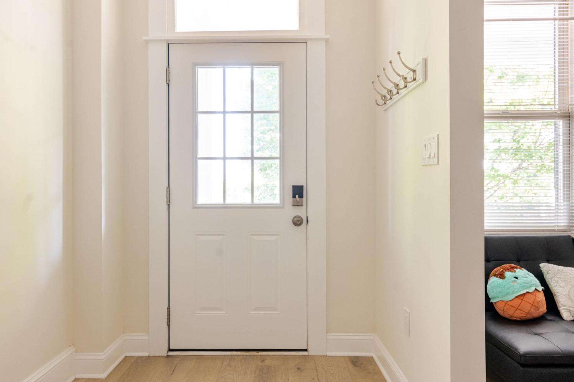 Luxurious 5 Bedroom House!1 Mile From Capitol Hill! * Washington