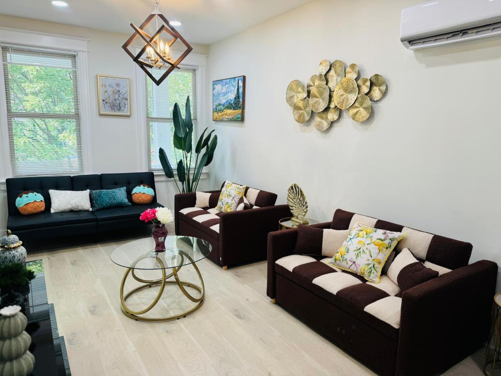 Holiday home Luxurious 5 Bedroom House!1 Mile From Capitol Hill! Washington