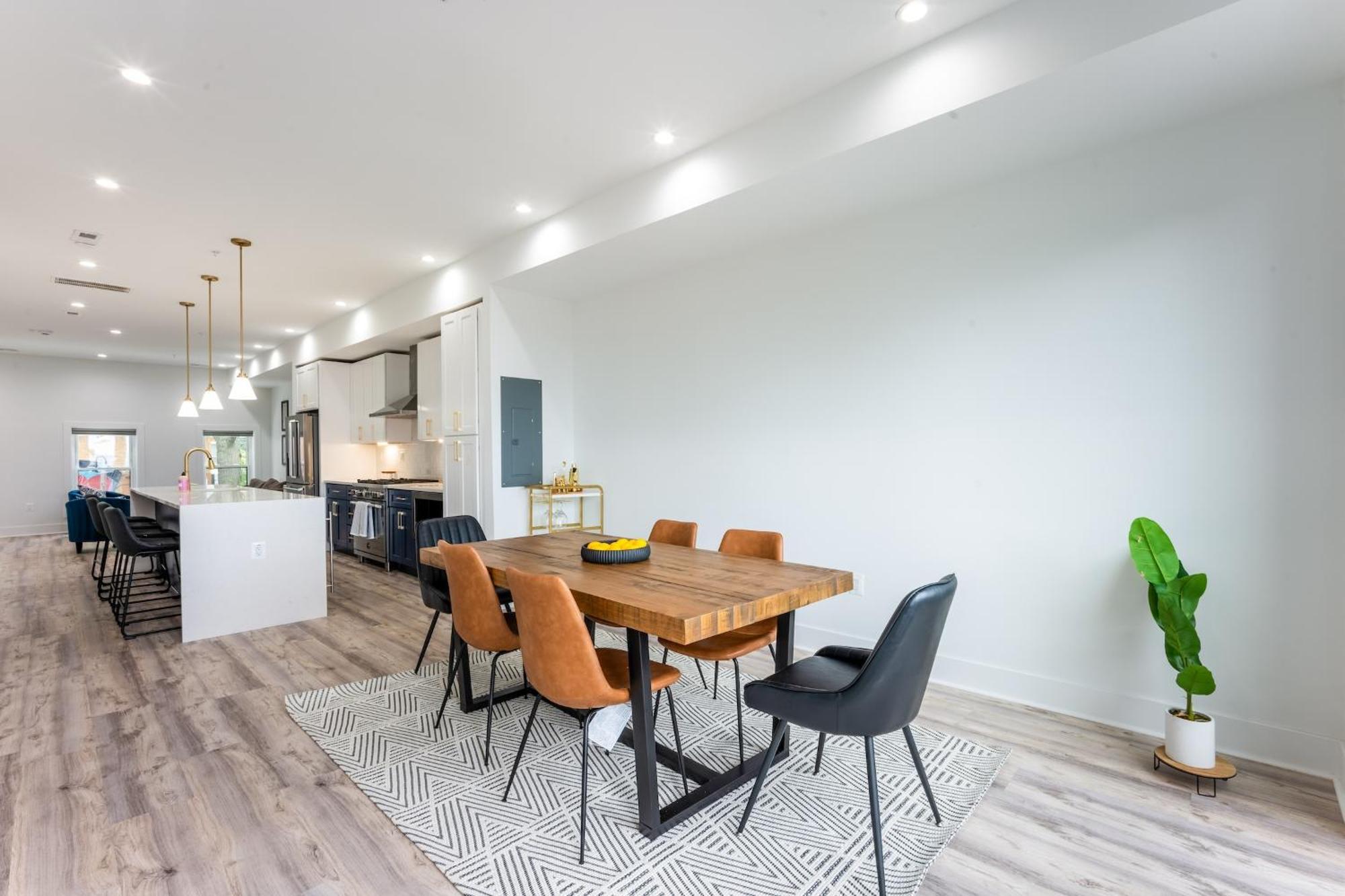 Apartment Modern 3br Condo, Rooftop & Downtown Views Washington