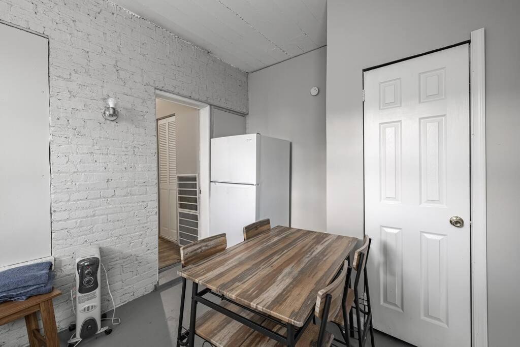 Perfectly Located 2br In Dc With Private Parking Washington