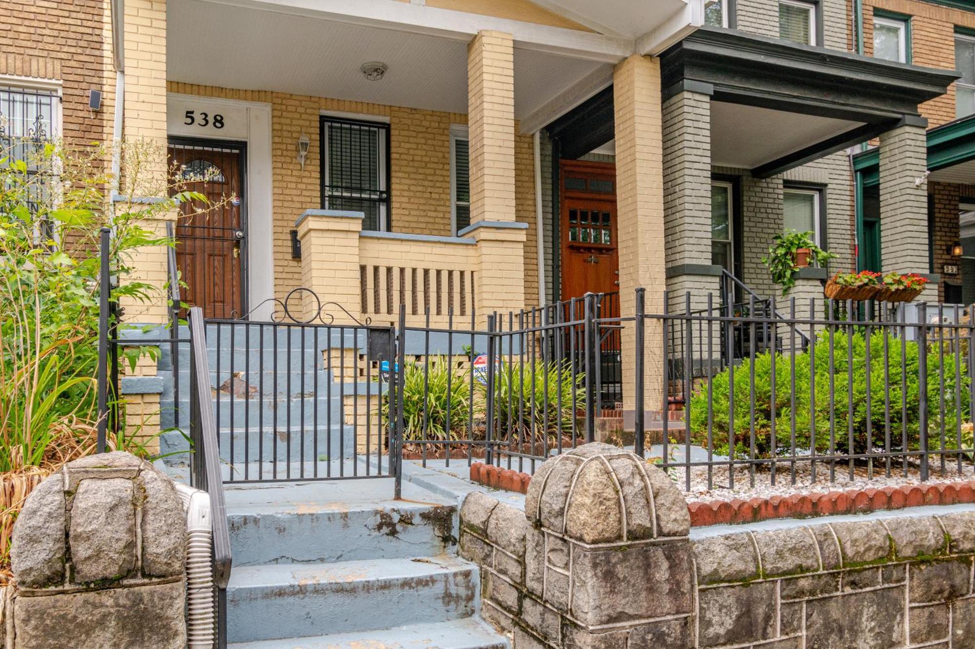 Spacious, Relaxing And Gorgeous 5bd 5ba House In Dc