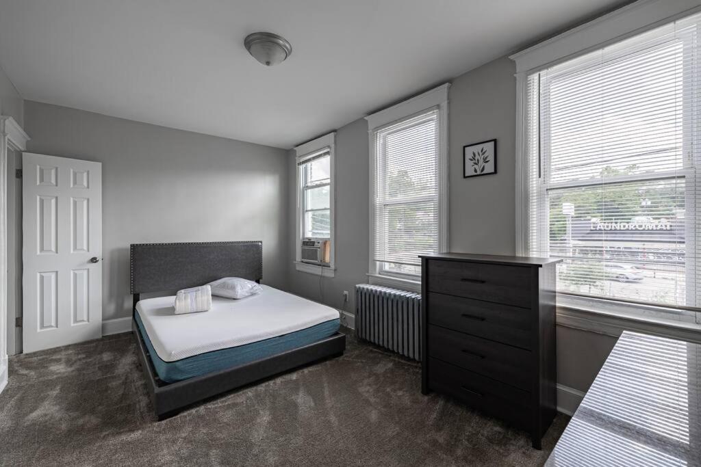 Cozy 3br House In Dc With Parking