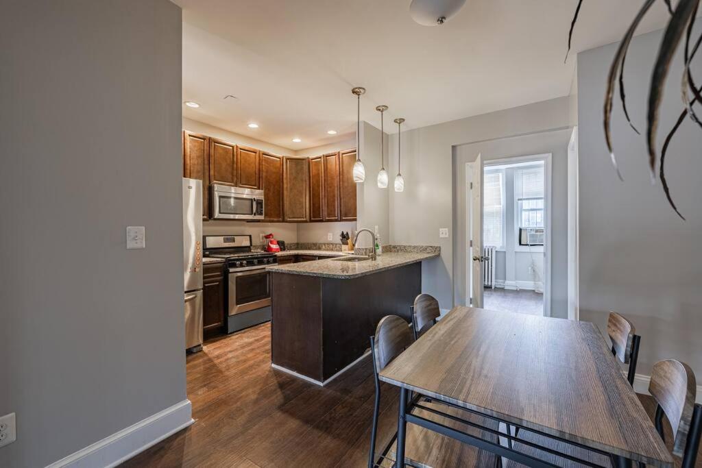 Holiday home Cozy 3br House In Dc With Parking *