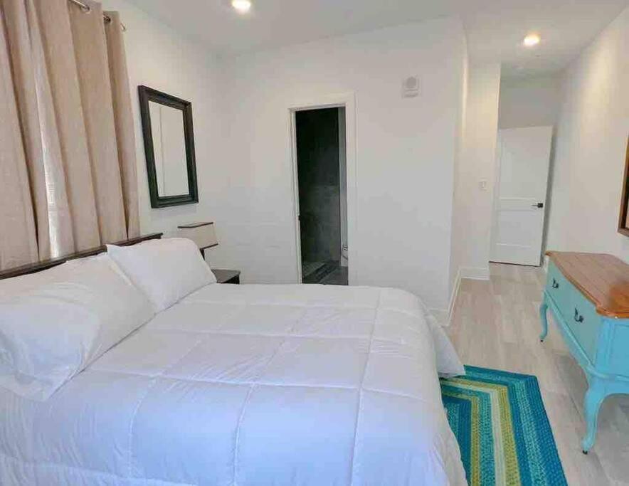 Luxury Penthouse , Private Roofdeck & Amazing View Holiday home Washington