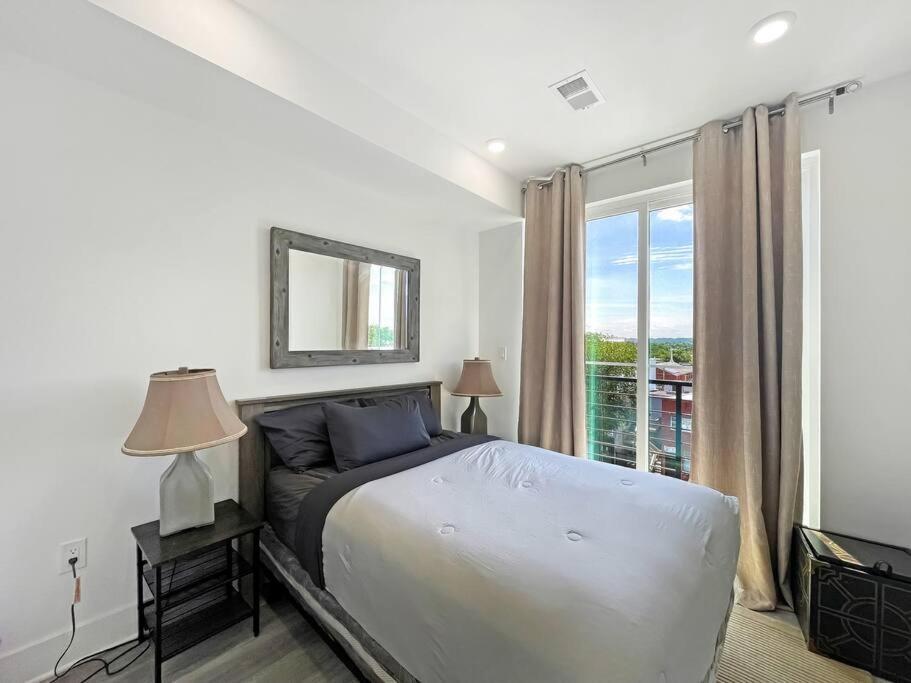 Luxury Penthouse , Private Roofdeck & Amazing View Holiday home *