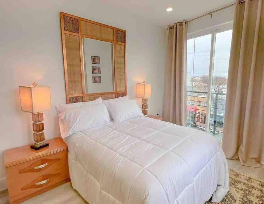 Luxury Penthouse , Private Roofdeck & Amazing View * Washington