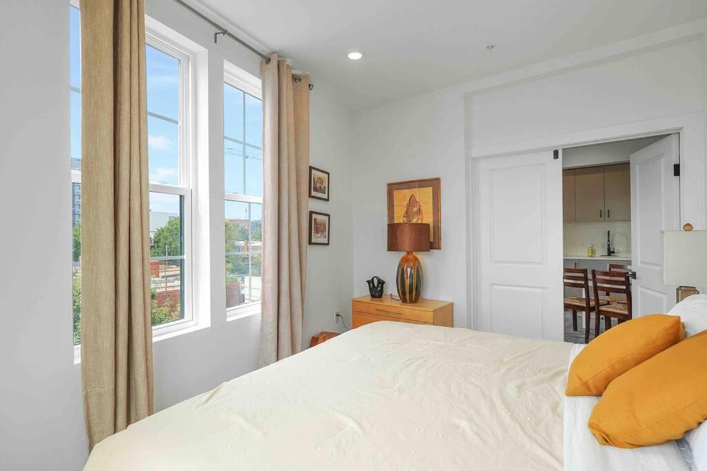 Luxury Penthouse , Private Roofdeck & Amazing View Holiday home *