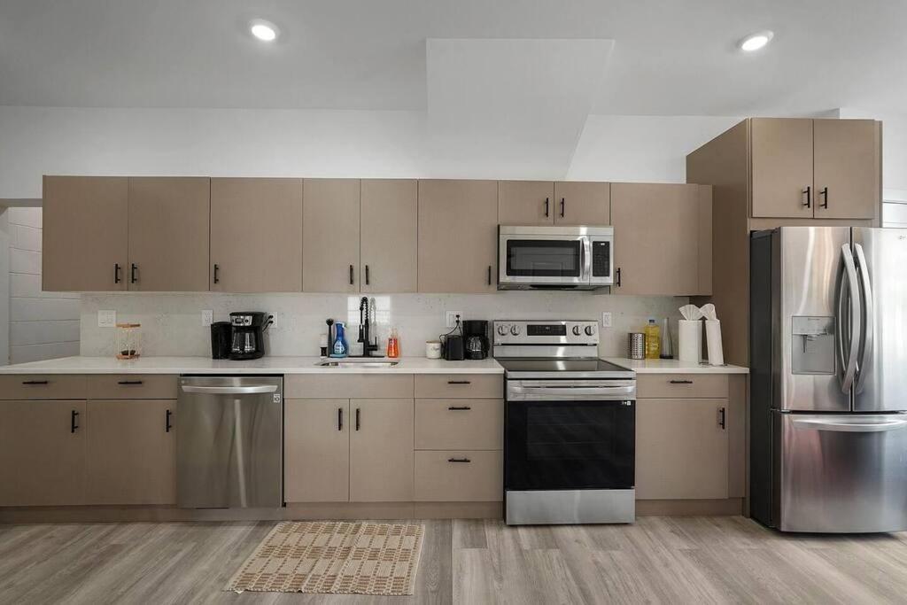 Holiday home Enjoy City Skyline Views From Private Roof Deck! Washington