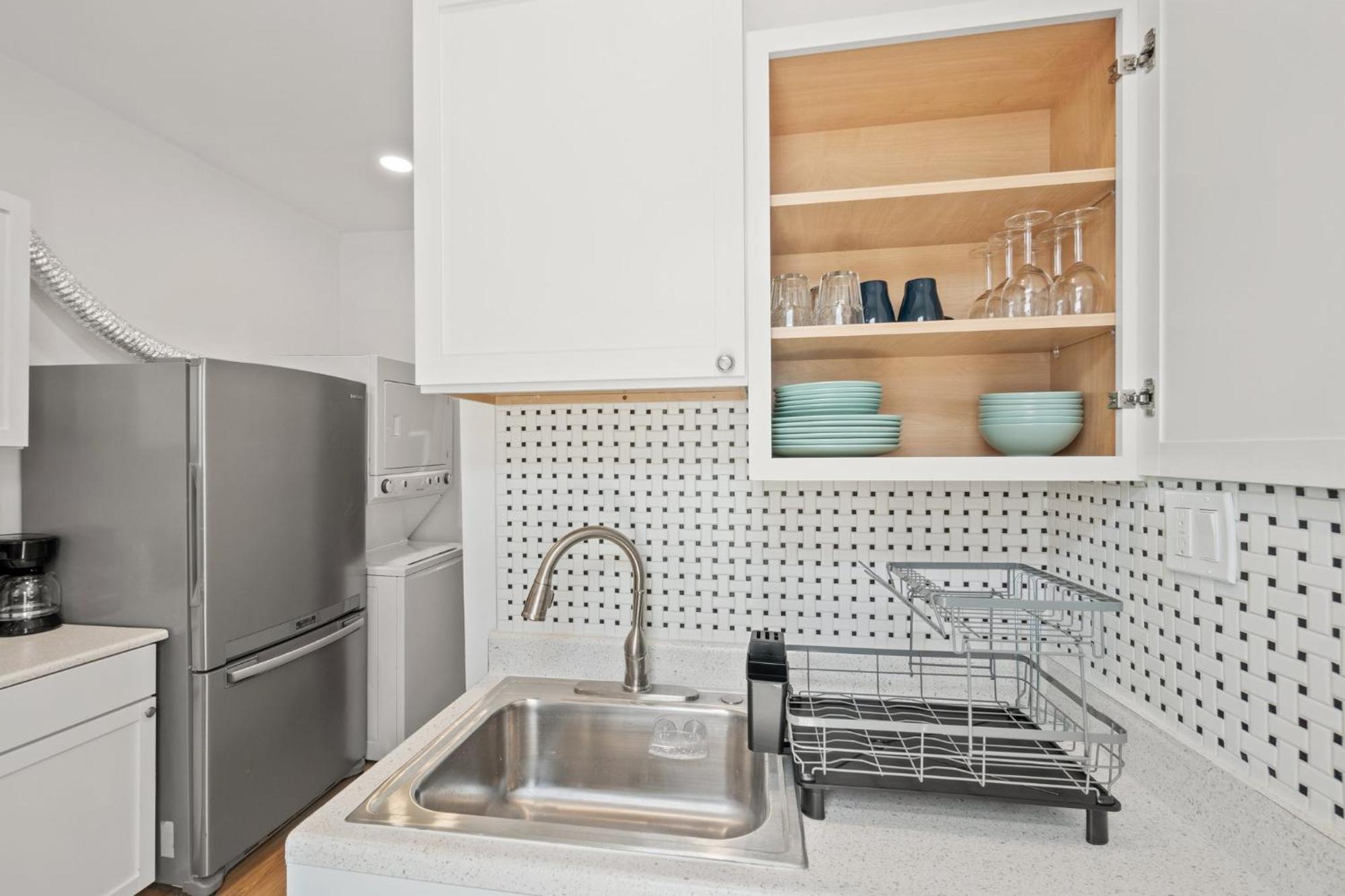 Charming 4-bedroom Townhome In Fabulous With Ac, Wifi Washington