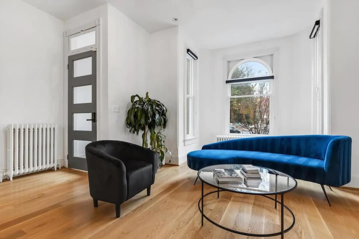 H St Dc Haven 4-br * Washington